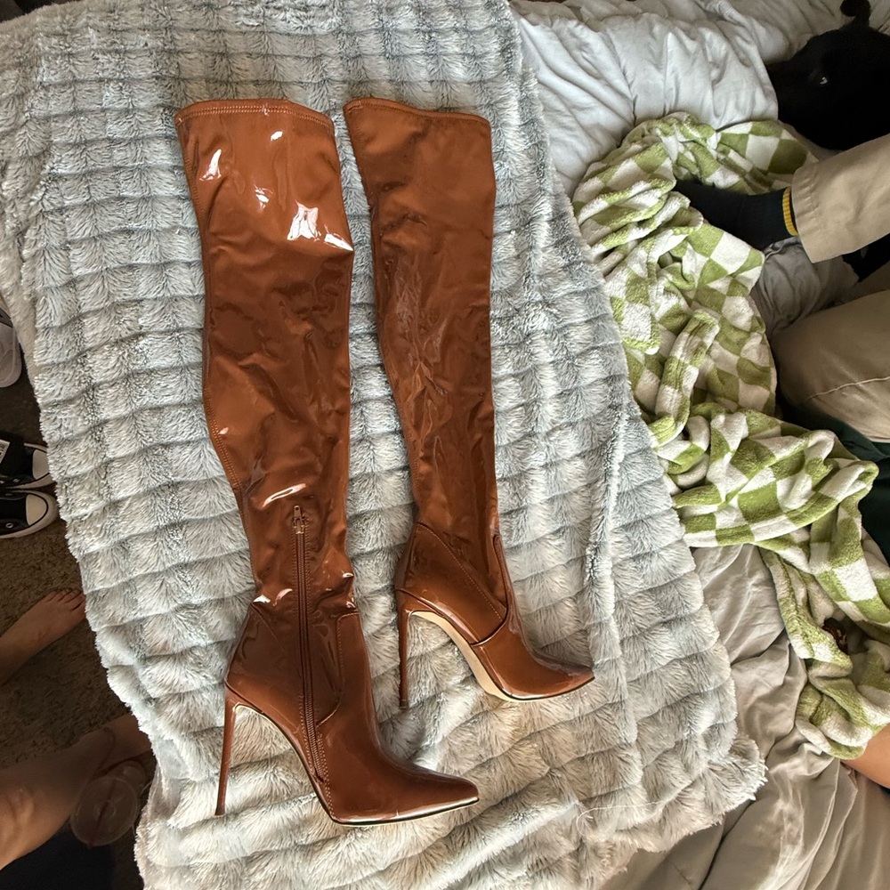 Women's caramel brown Over-the-Knee Boots size 7.5 women’s US